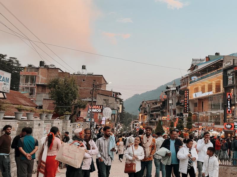 Manali Market